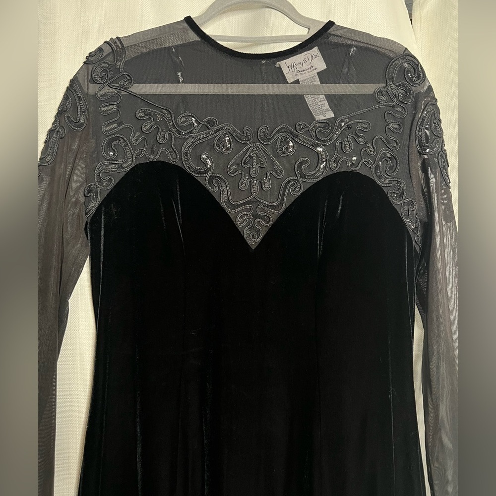Vintage Black Velvet Beaded Evening Dress 12 - Picture 4 of 14